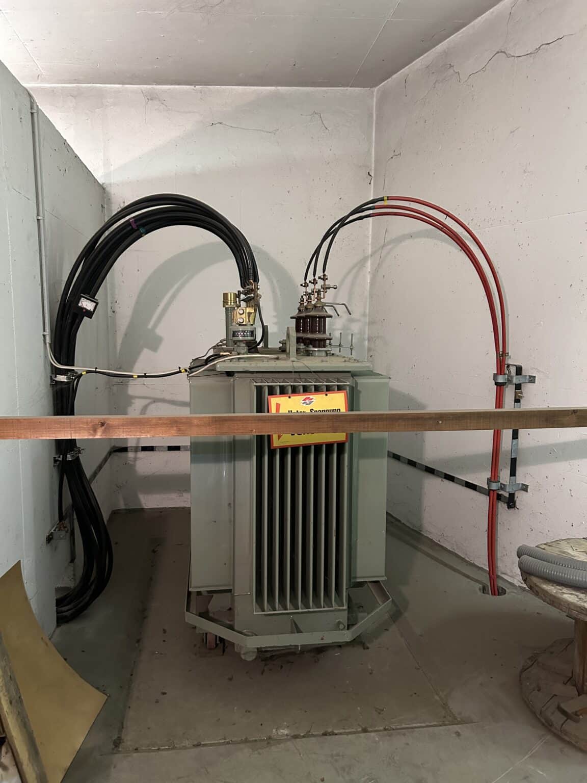 trafostationen-das-versteckt-sich-hinter-der-blecht-r-wiener-netze-blog